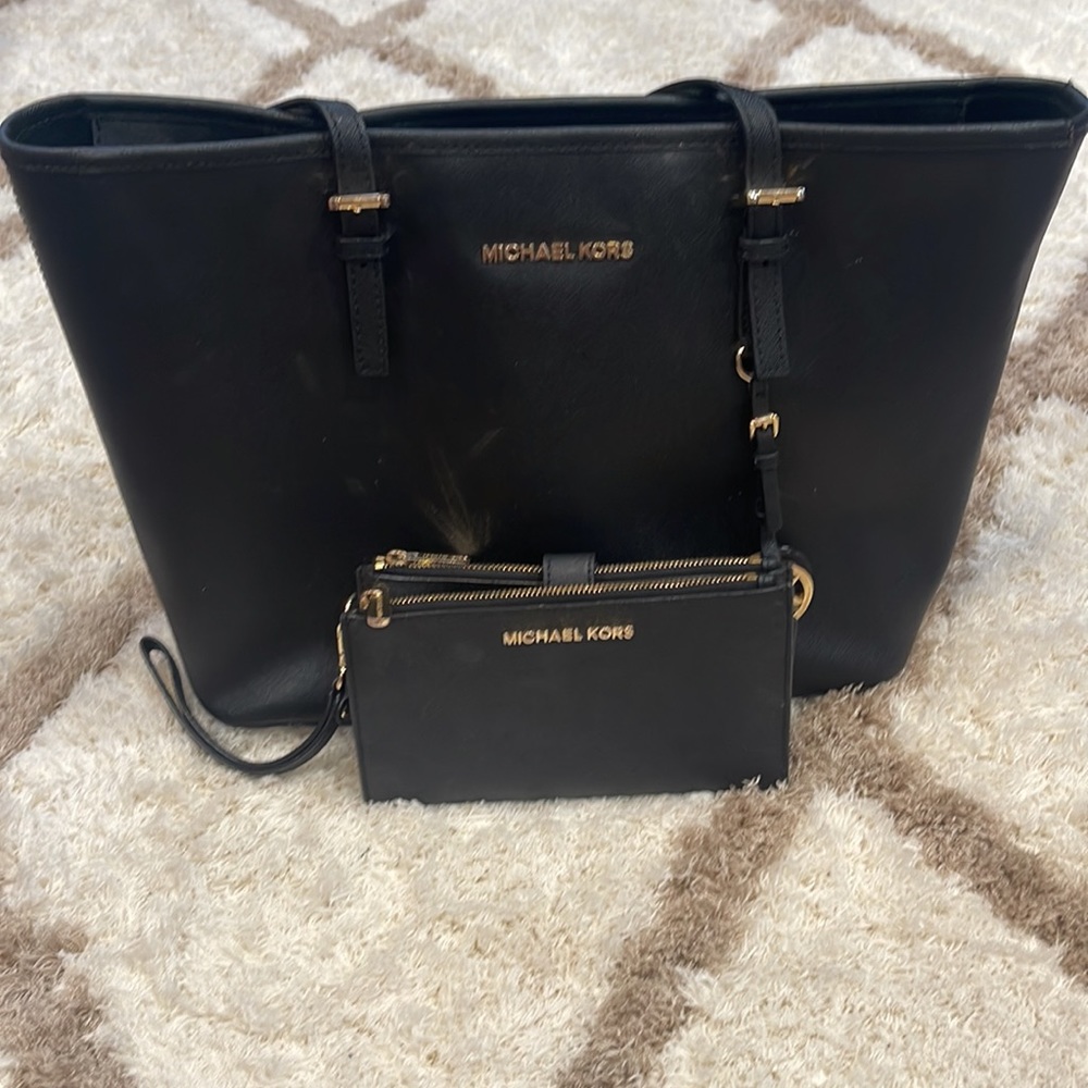 Michael Kors Purse & Wallet/Wristlet Set